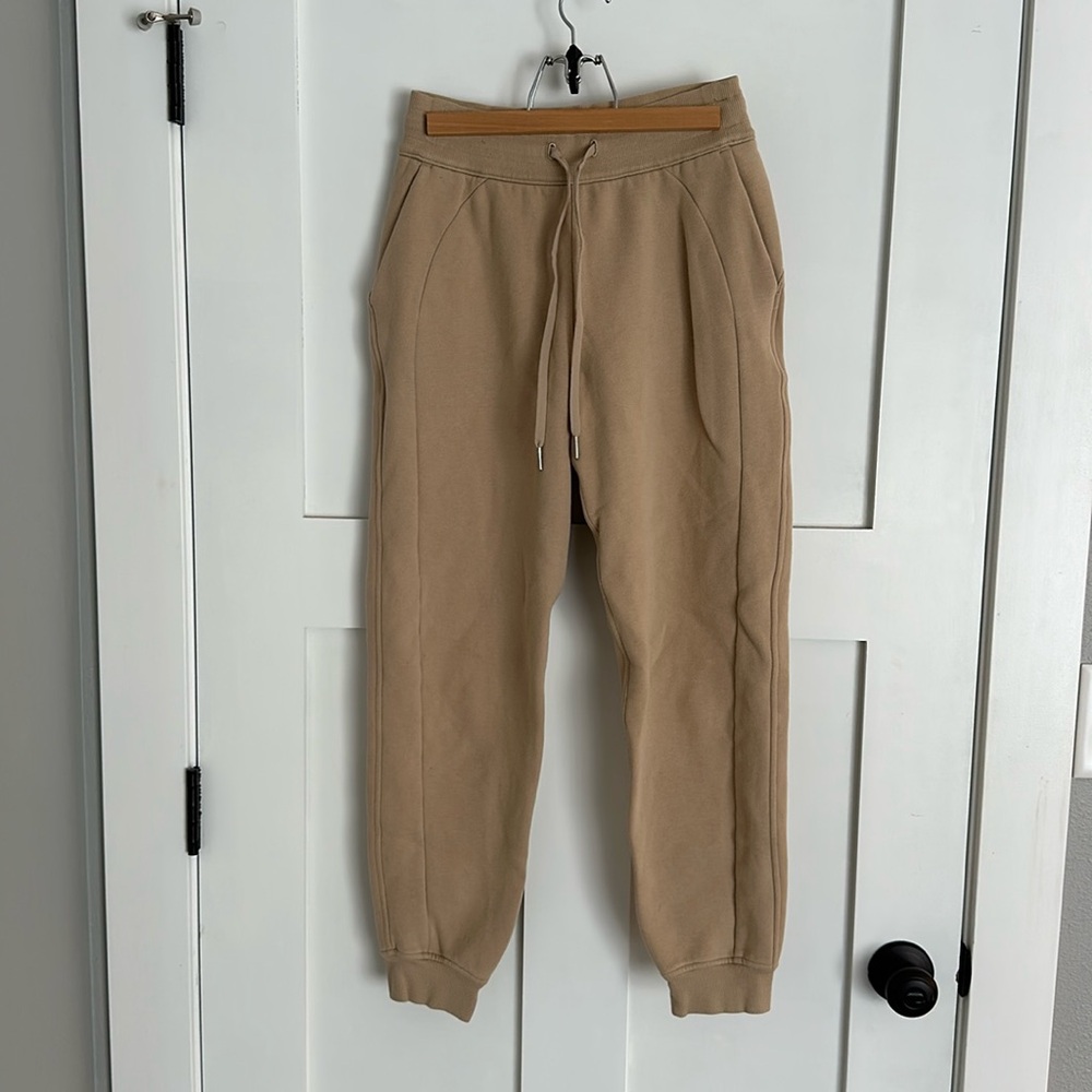 Lululemon Scuba Jogger